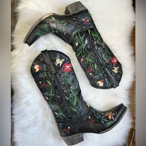 Lane Cowboy Boots (9.5 women’s)